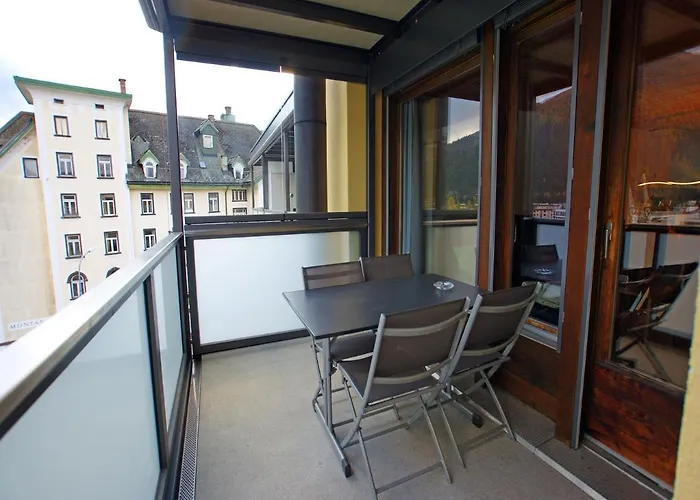 Touring 401 アパート *